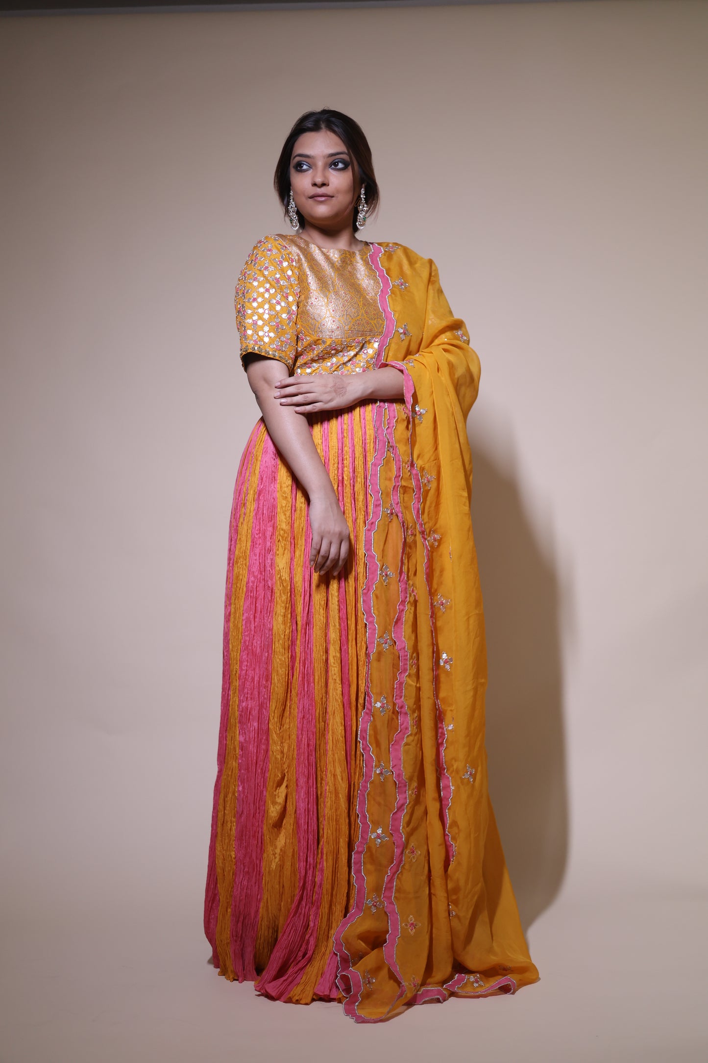 Yellow & pink sil crushed Lehenga